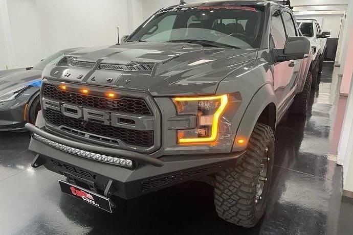 Usado Ford F-150 Raptor 525 CV (386 kW) 2020 Gris Pickup/Camioneta