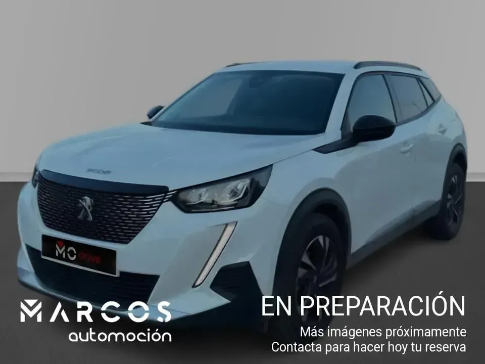 Usado Peugeot 2008 Allure 110 CV (80 kW) 2022 SUV