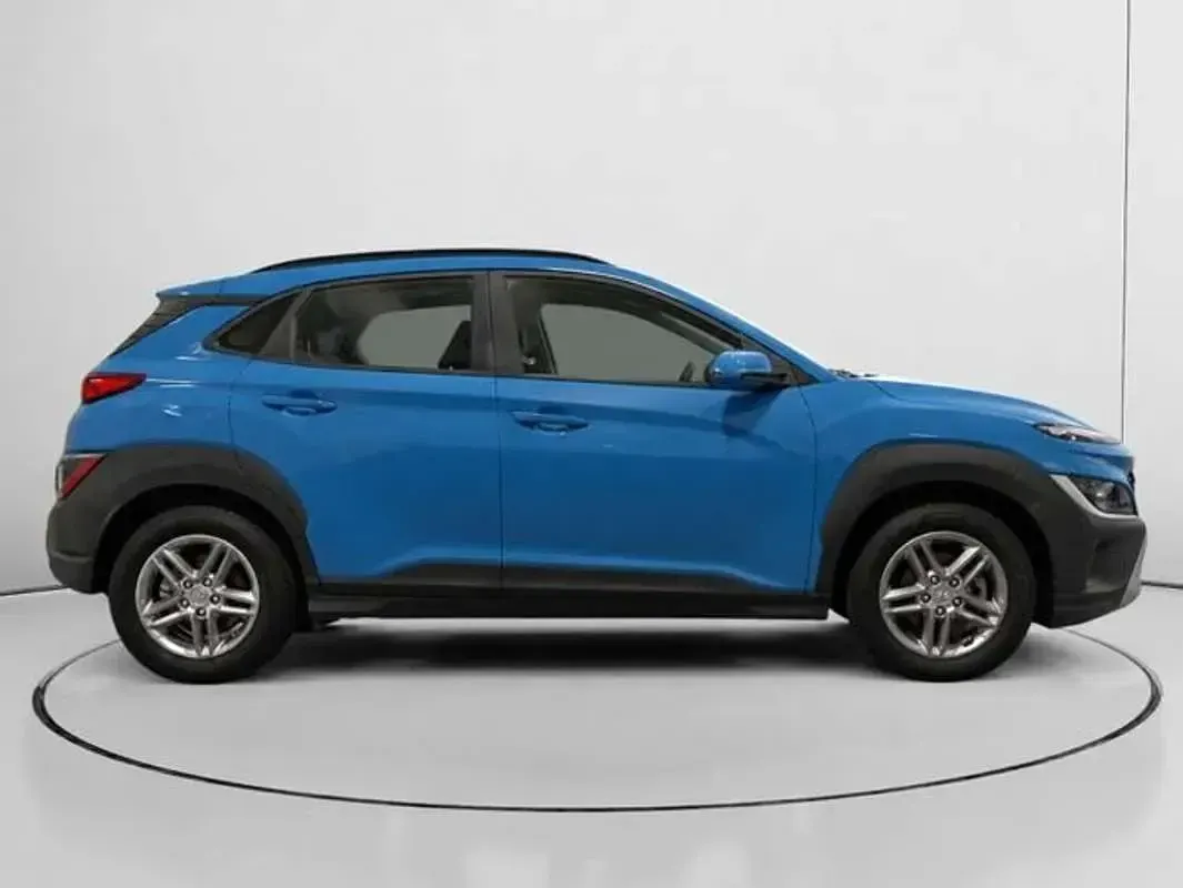 Usado Hyundai Kona 120 CV (88 kW) 2022 Azul SUV