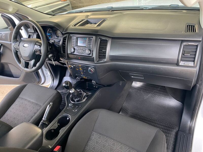 Usado Ford Ranger Limited 170 CV (125 kW) 2021 Blanco Pickup/Camioneta