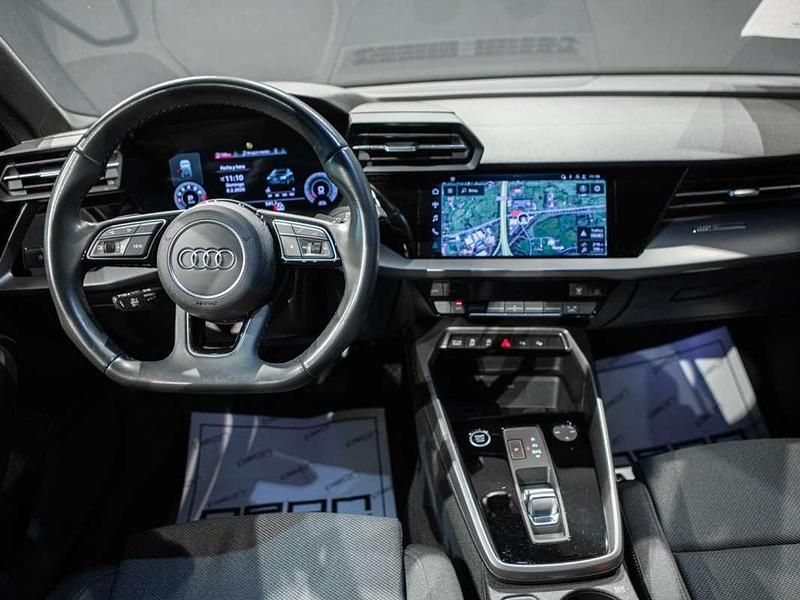 Usado Audi A3 Sportback S-Line 150 CV (110 kW) 2023 Azul Utilitario