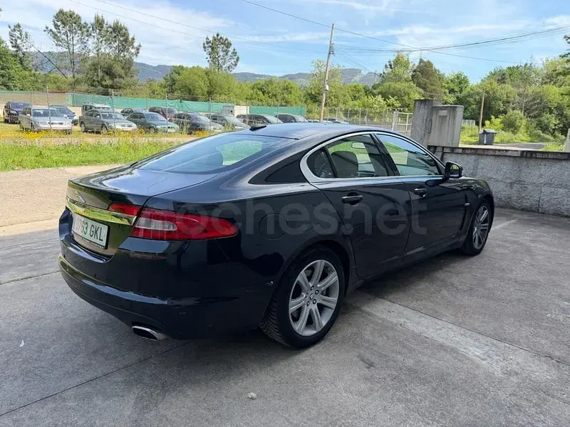 Usado Jaguar XF Luxury 211 CV (155 kW) 2010 Negro Berlina