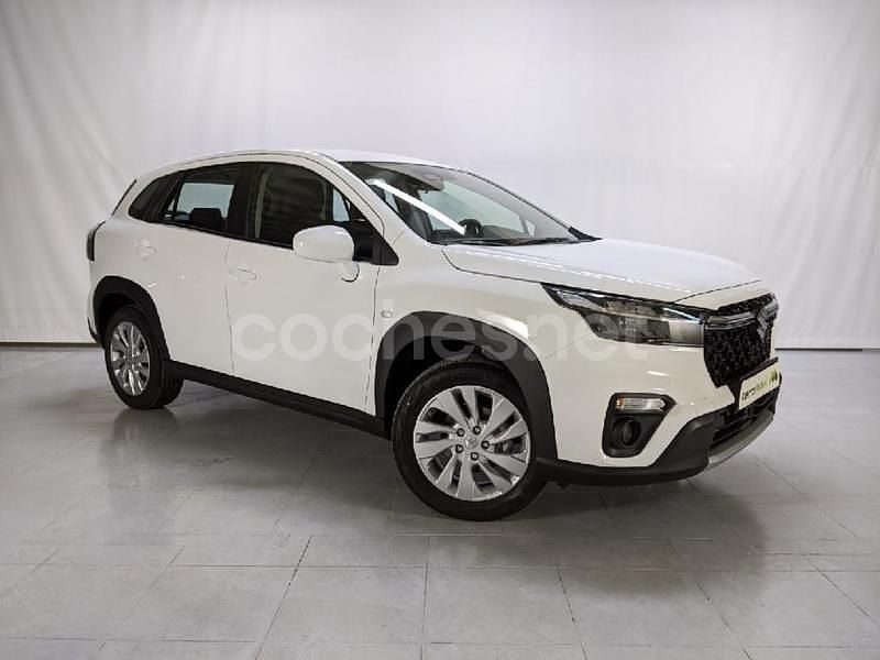 Blanco Usado 2023 Suzuki SX4 S-Cross SUV | 23.490 € (Precio justo) - Imagen 1/4