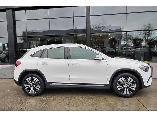 Nuevo Mercedes GLA200 163 CV (119 kW) 2025 Blanco SUV