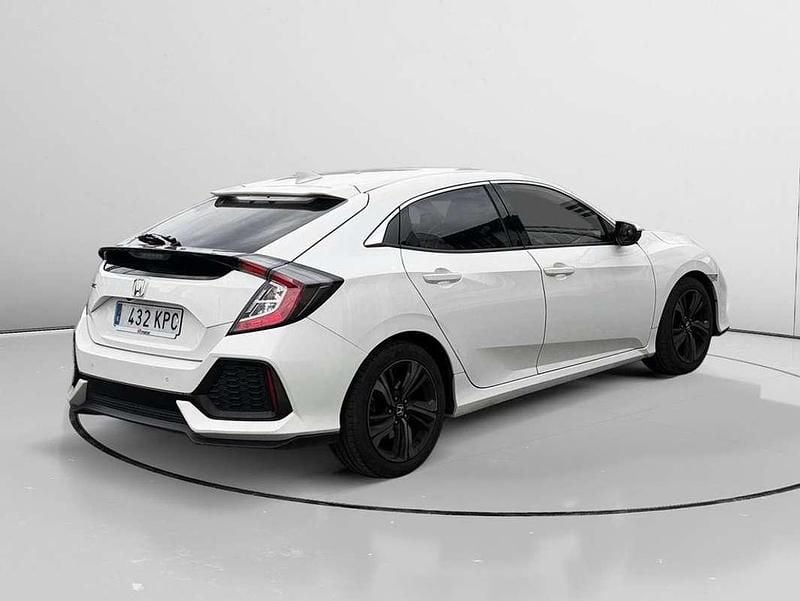 Usado Honda Civic Elegance 129 CV (94 kW) 2018 Blanco Utilitario