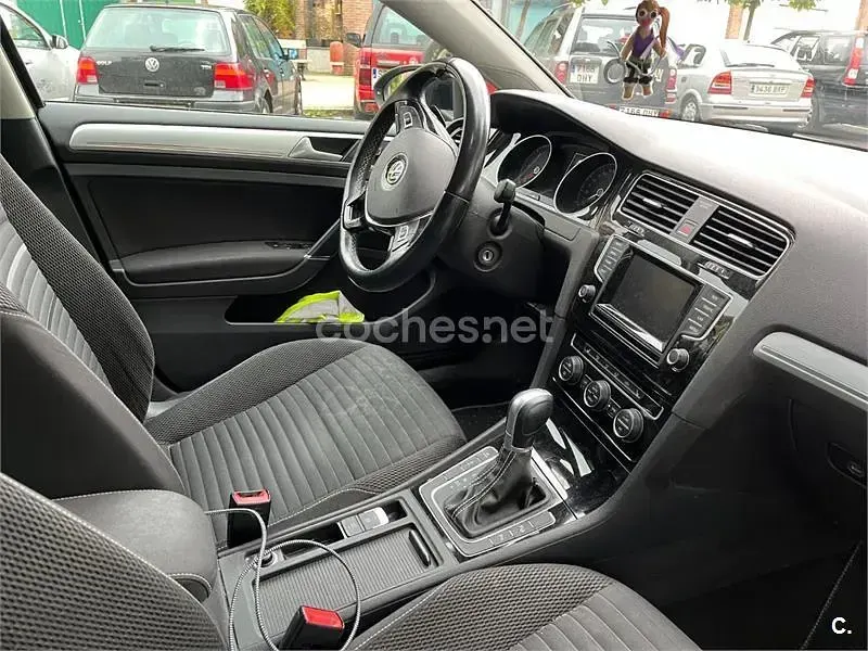 Używany VW Golf VII Advance 150 KM (110 kW) 2014 Czarny Kombi
