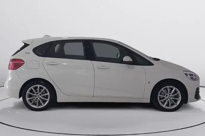 Usado BMW 225 Active Tourer iPerformance 224 CV (164 kW) 2018 Monovolumen