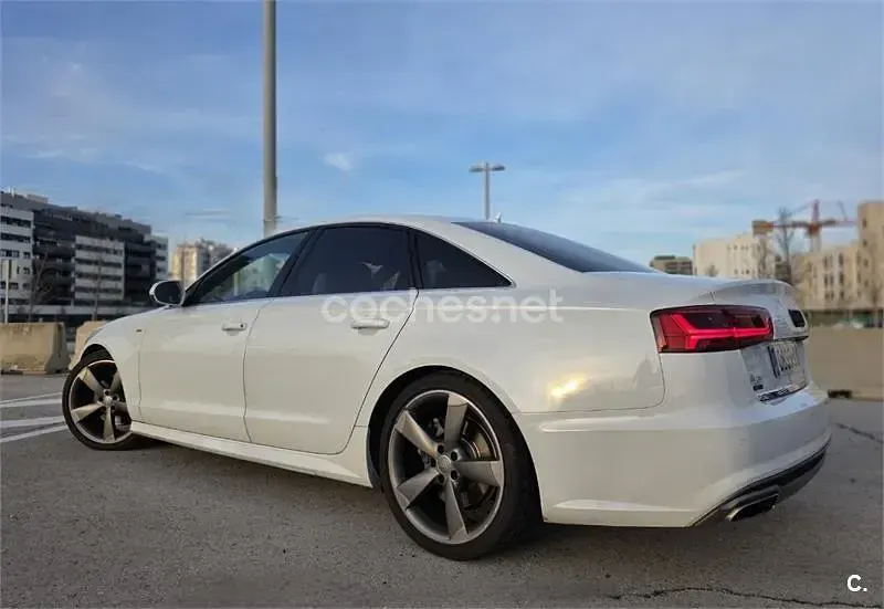 Usado Audi A6 S-Line 218 CV (160 kW) 2015 Blanco Berlina