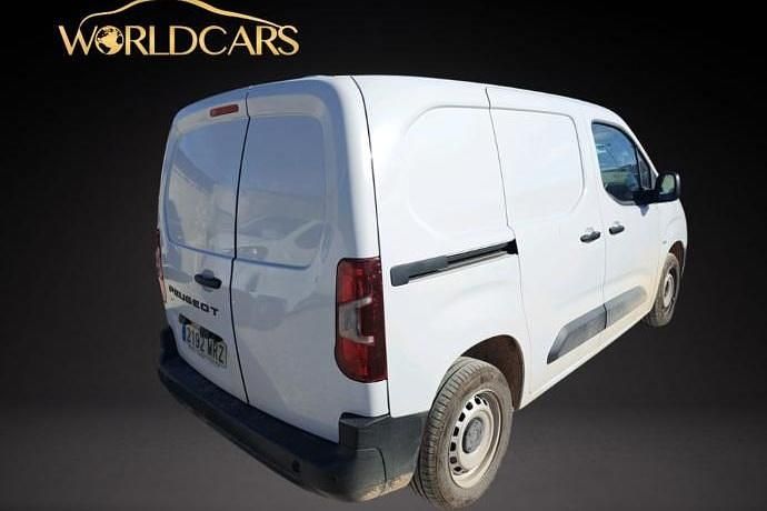 Occasion Peugeot Partner 100 ch (73 kW) 2024 Monospace
