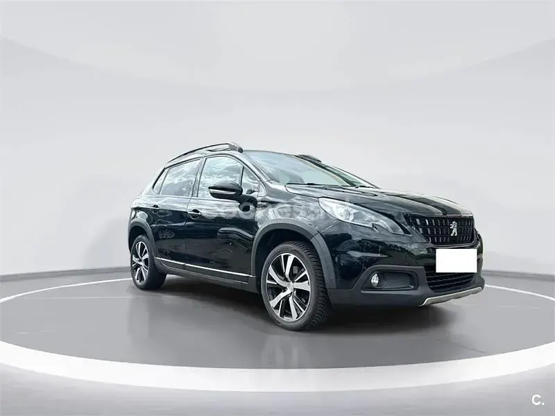 Usado Peugeot 2008 Allure 130 CV (95 kW) 2018 Negro SUV
