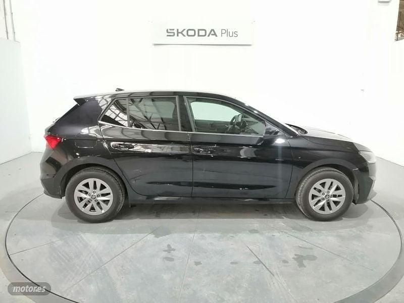 Usado Skoda Fabia 115 CV (84 kW) 2025 Negro Berlina