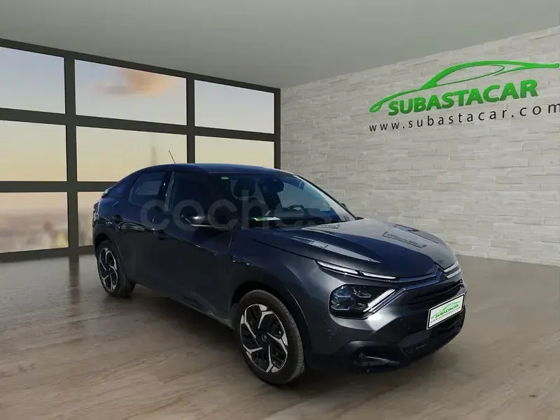 Usado Citroën C4 Feel 110 CV (80 kW) 2022 Gris / plata Berlina