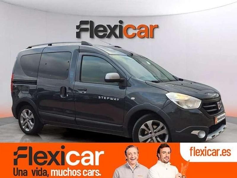 Gris Usado 2016 Dacia Dokker Stepway Monovolumen | 9990 € - Imagen 1/4