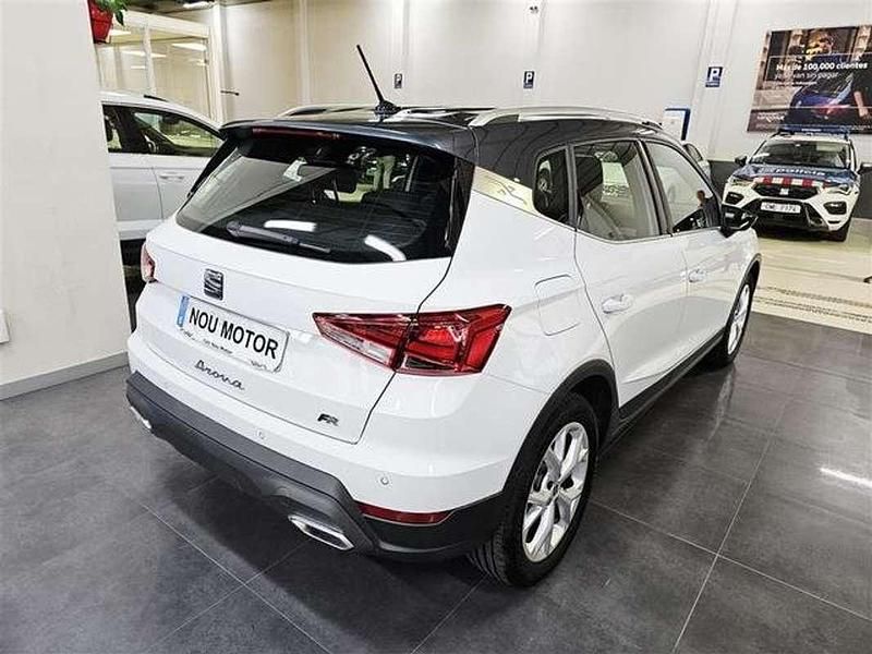 Usado Seat Arona FR 150 CV (110 kW) 2025 Blanco SUV