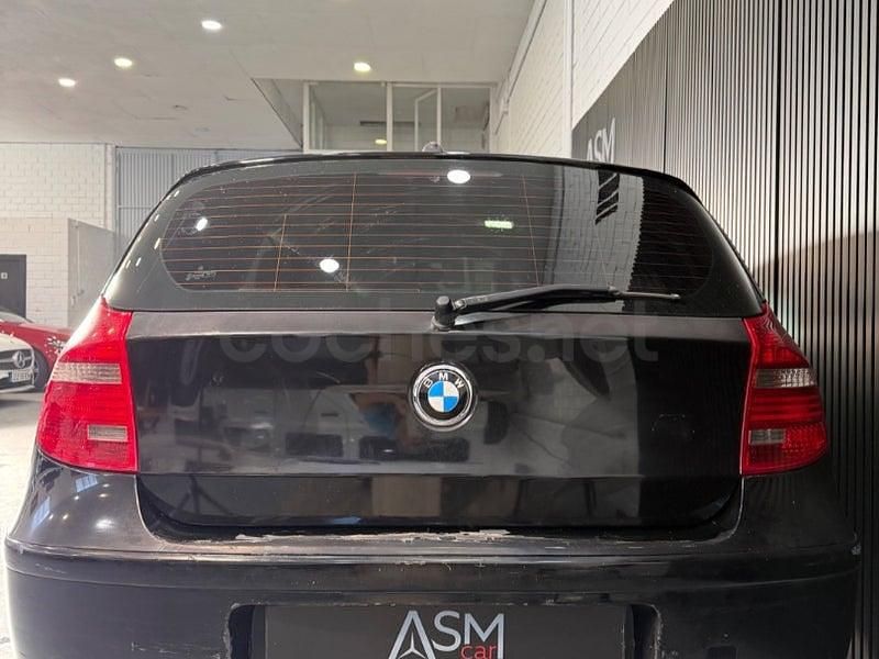 Usado BMW 116 122 HP (89 kW) 2009 Preto Citadino