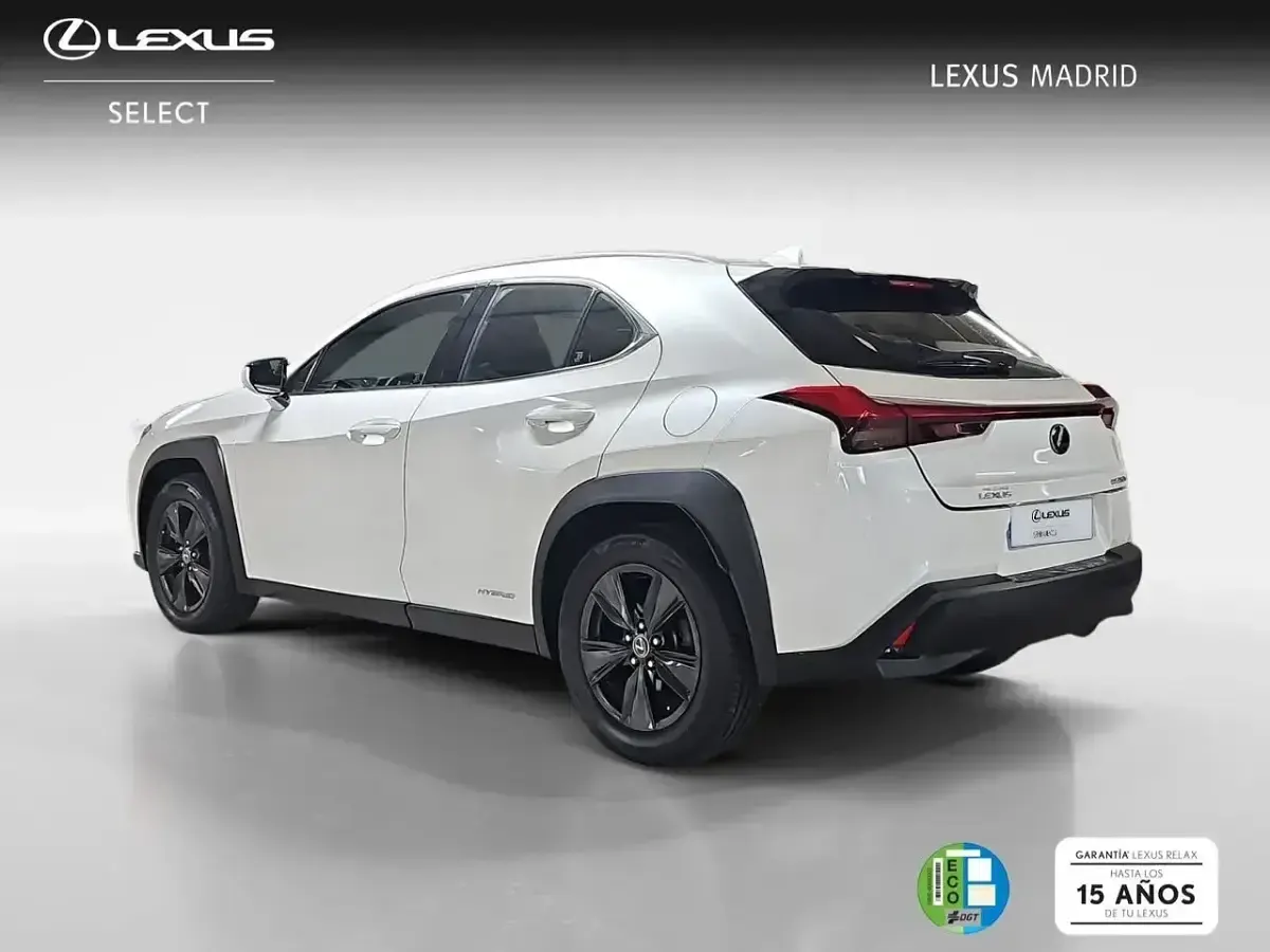 Usado Lexus UX Business Edition 184 CV (135 kW) 2022 Blanco SUV