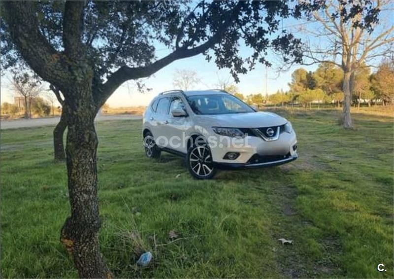 Blanco Usado 2016 Nissan X-Trail Tekna SUV | 13.990 € (Buen precio) - Imagen 1/4