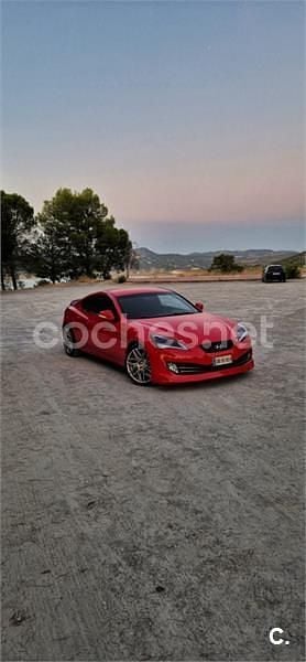 Usado Hyundai Genesis Sport 213 CV (156 kW) 2011 Rojo Coupe