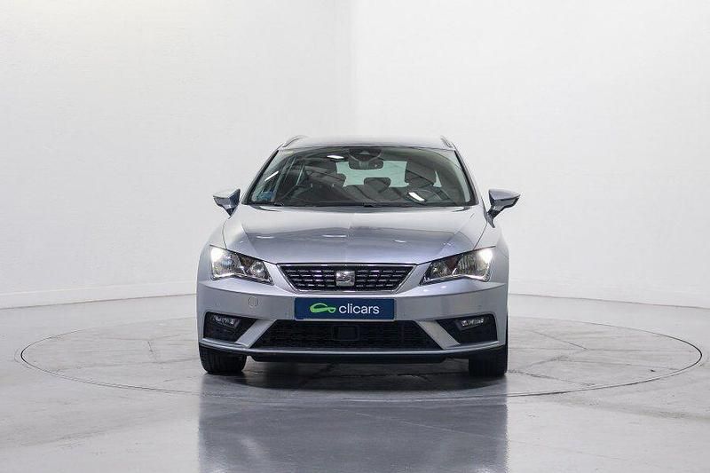 Usado Seat Leon XCELLENCE 130 CV (95 kW) 2020 Gris Familiar