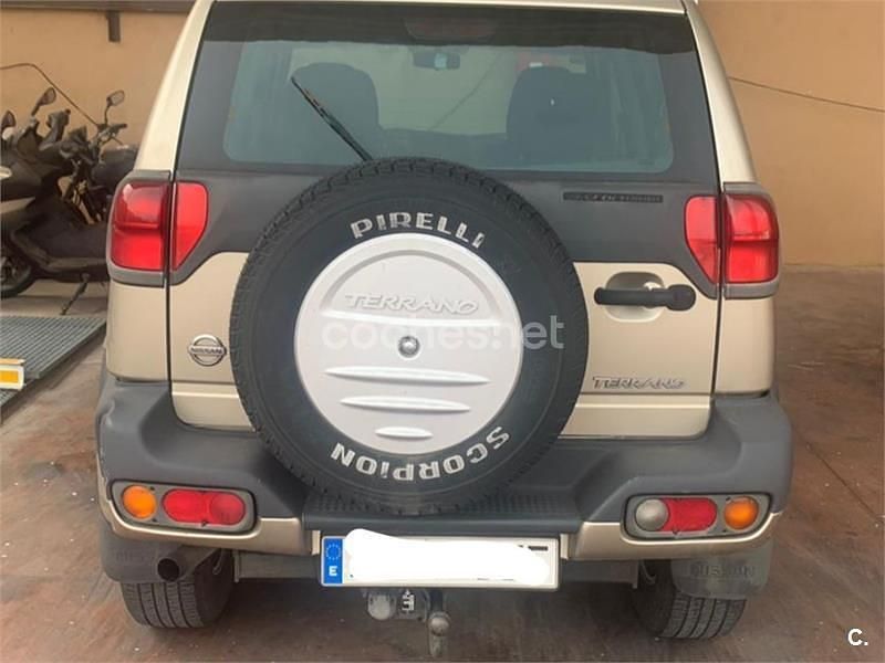 Beige Usado 2002 Nissan Patrol SUV | 11.500 € (Precio justo) - Imagen 1/4