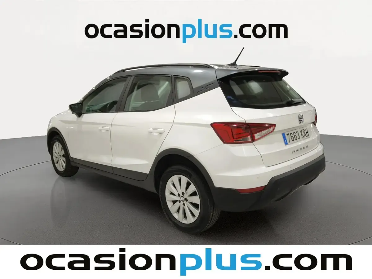 Usado Seat Arona Style 95 CV (69 kW) 2018 Blanco SUV