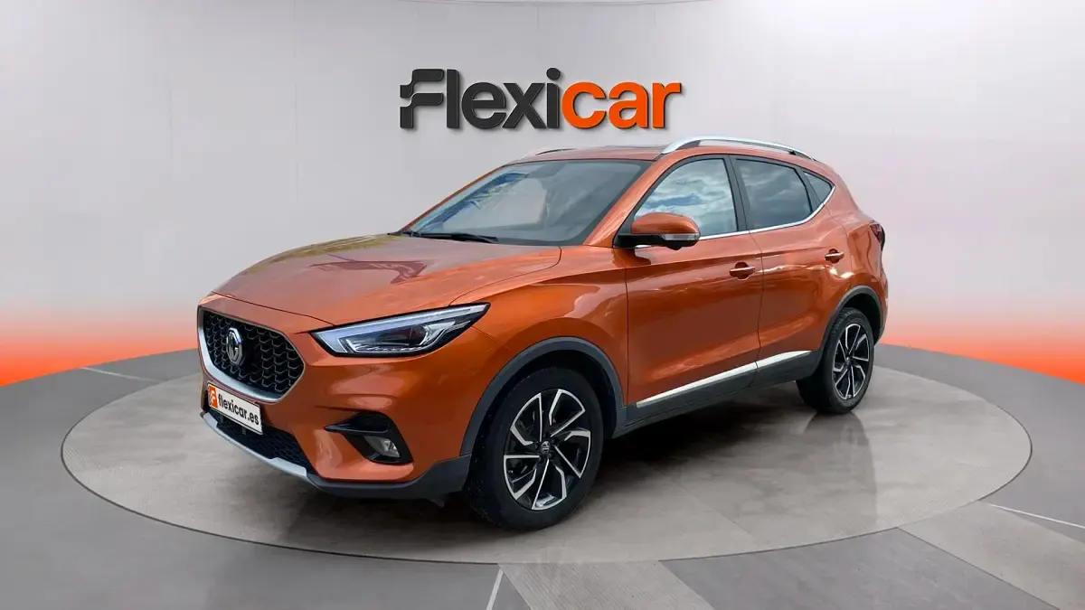 Usado MG ZS Luxury 111 CV (81 kW) 2022 Naranja SUV