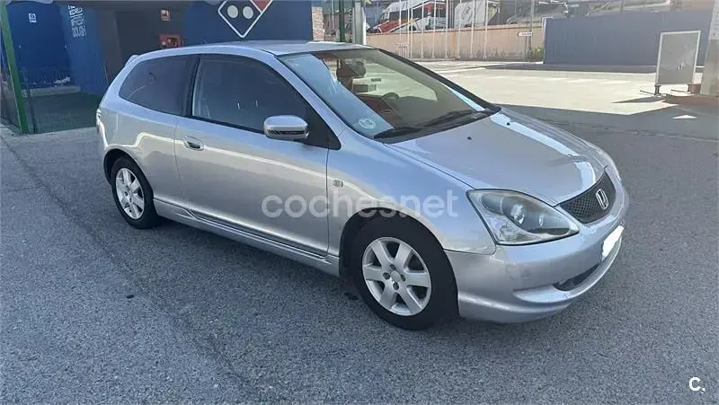 Usado Honda Civic LS 110 CV (80 kW) 2005 Gris / plata Berlina