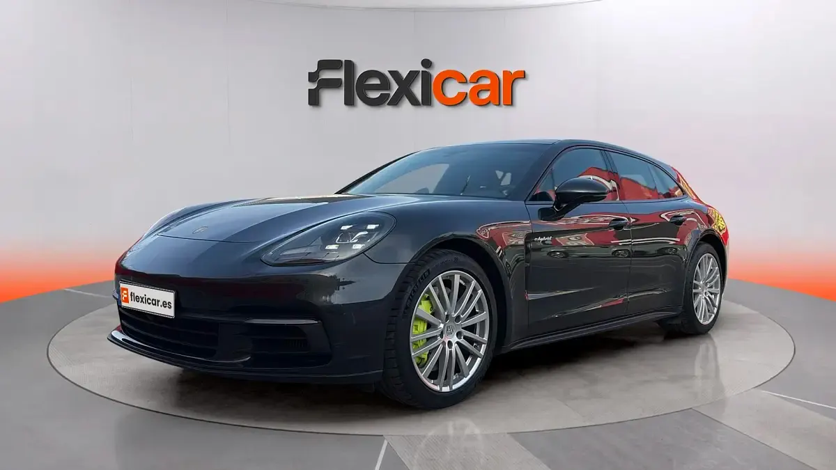 Begagnad Porsche Panamera Sport Turismo 462 HK (339 kW) 2018 Svart Kombi