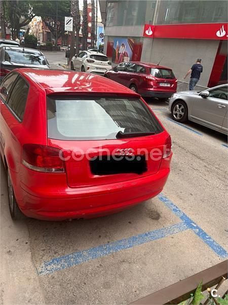 Rojo Usado 2004 Audi A3 Ambition Berlina | 3300 € (Super precio) - Imagen 1/1