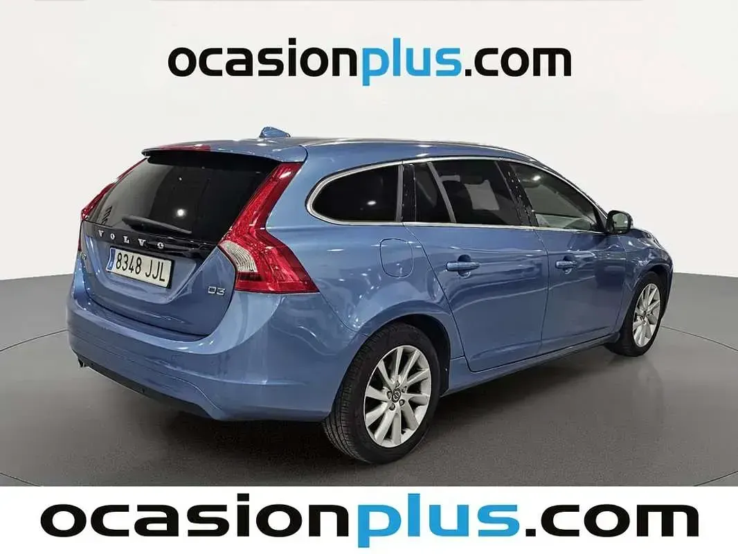 Usado Volvo V60 Summum 150 CV (110 kW) 2015 Azul Familiar