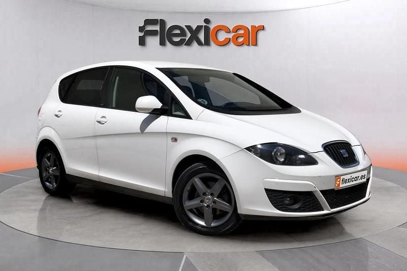 Blanco Usado 2015 Seat Altea Ecomotive Monovolumen | 7490 € (Buen precio) - Imagen 1/4