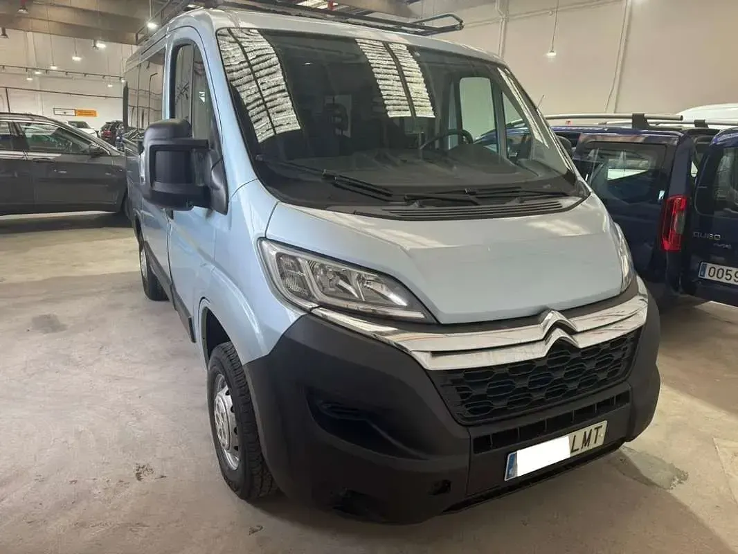 Usado Citroën Jumper 110 CV (80 kW) 2021 Azul Monovolumen