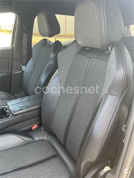Usado Peugeot 3008 GT-line 130 HP (95 kW) 2018 Preto SUV