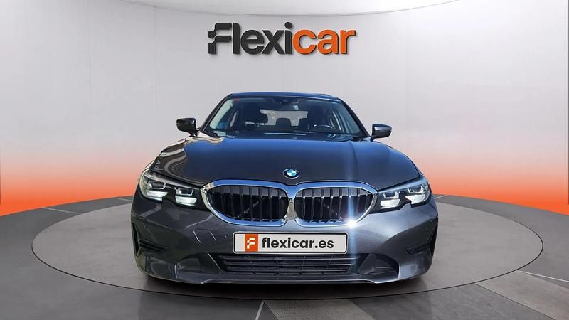 Käytetty BMW 318 150 HP (110 kW) 2021 Harmaa Sedan