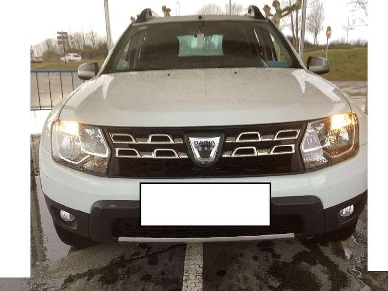 Usado Dacia Duster Urban Explorer 110 CV (80 kW) 2016 Blanco SUV