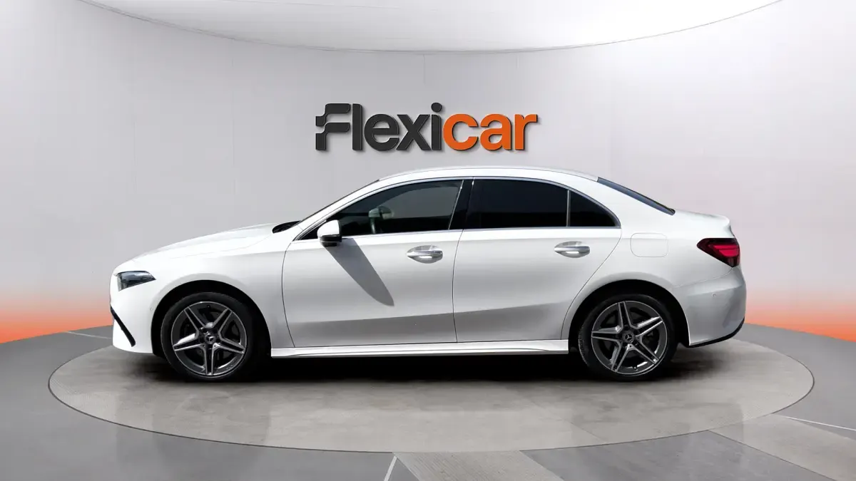 Usado Mercedes A250 218 CV (160 kW) 2024 Blanco Berlina