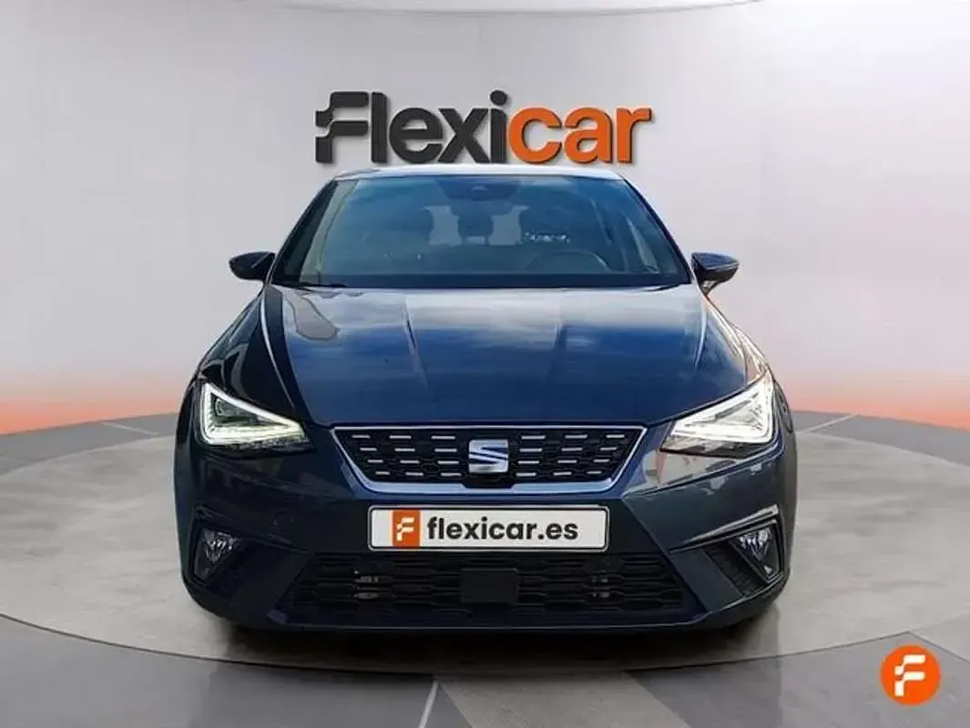 Usado Seat Ibiza XCELLENCE 116 CV (85 kW) 2024 Gris Utilitario