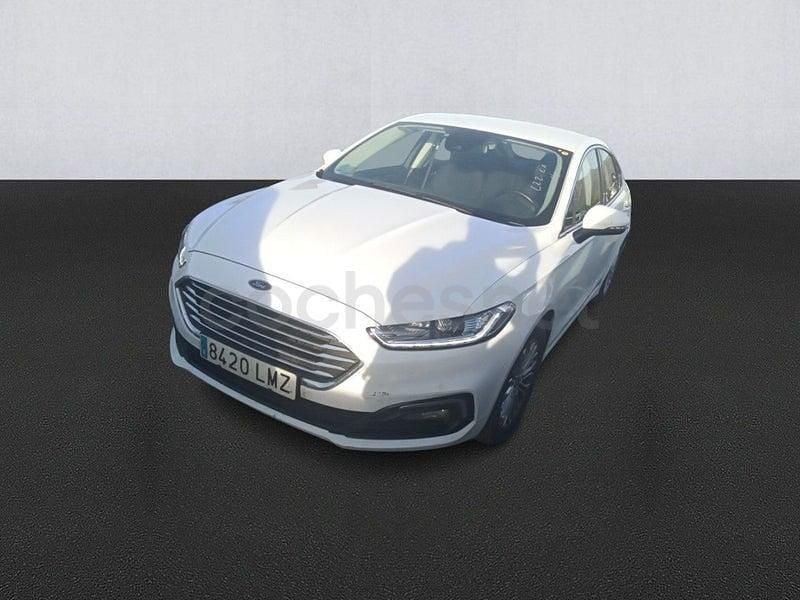 Usado Ford Mondeo Titanium 150 CV (110 kW) 2021 Blanco Berlina