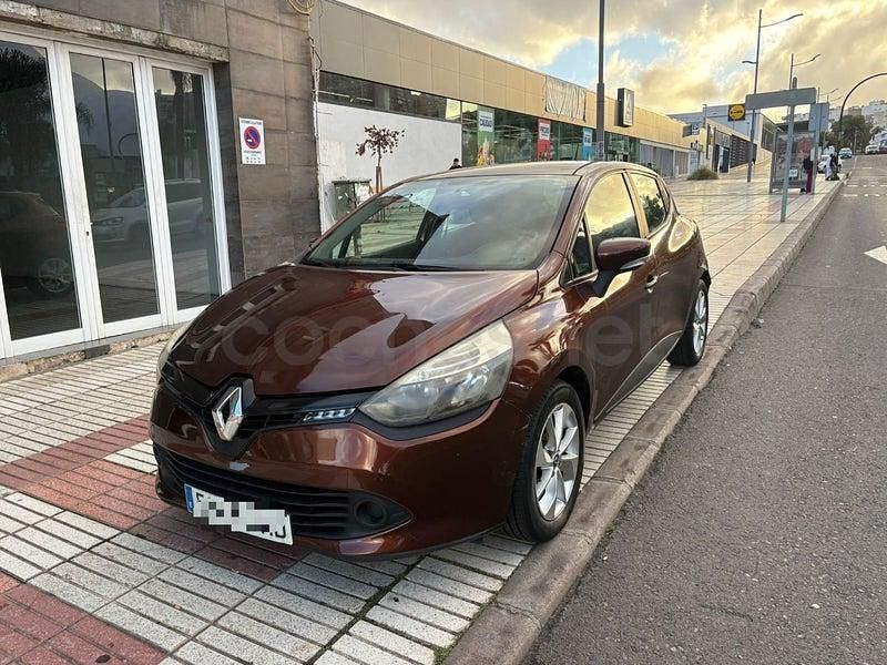 Usado Renault Clio IV Business 75 CV (55 kW) 2015 Marrón Berlina