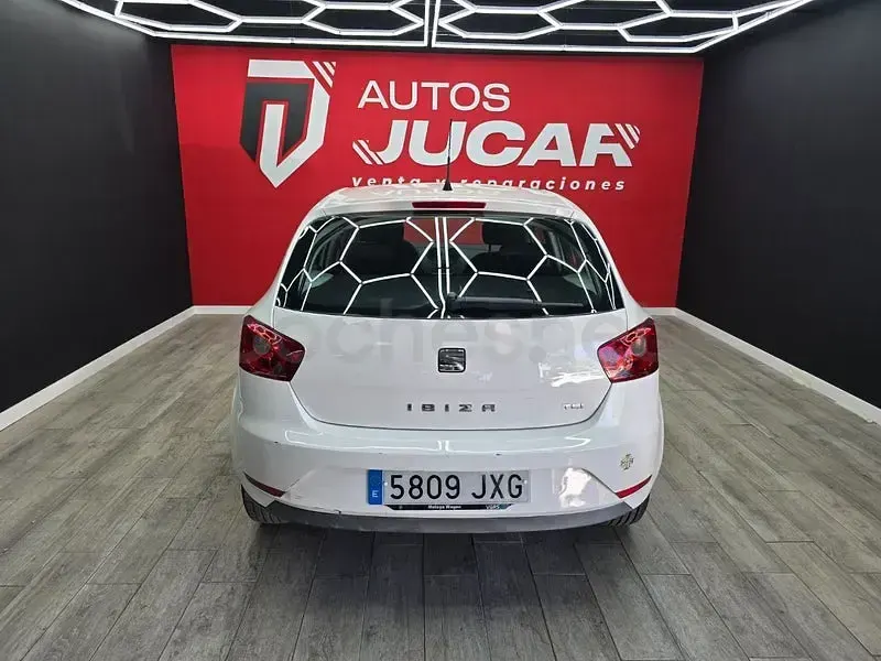 Usado Seat Ibiza Reference 90 CV (66 kW) 2017 Blanco Berlina