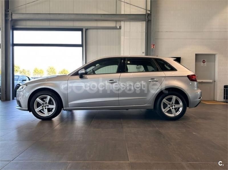 Etiqueta eco (azul/verde) Usado 2019 Audi A3 Sportback Berlina | 14.999 € (Super precio) - Imagen 1/4