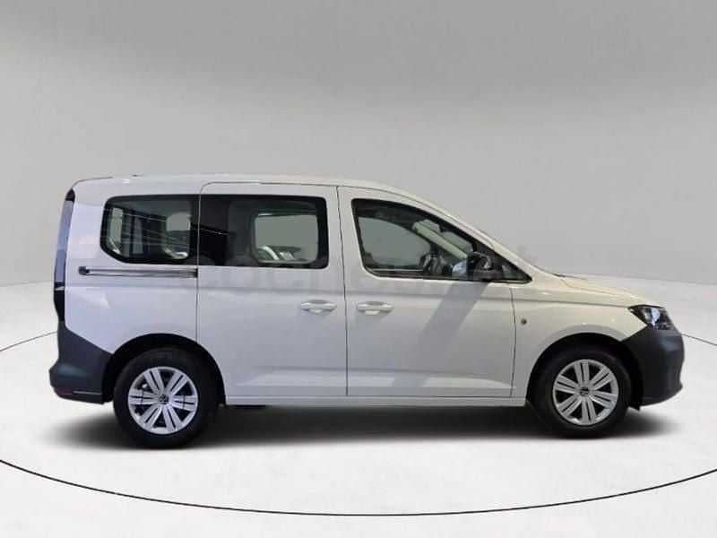 Usado VW Caddy 102 CV (75 kW) 2024 Blanco Monovolumen