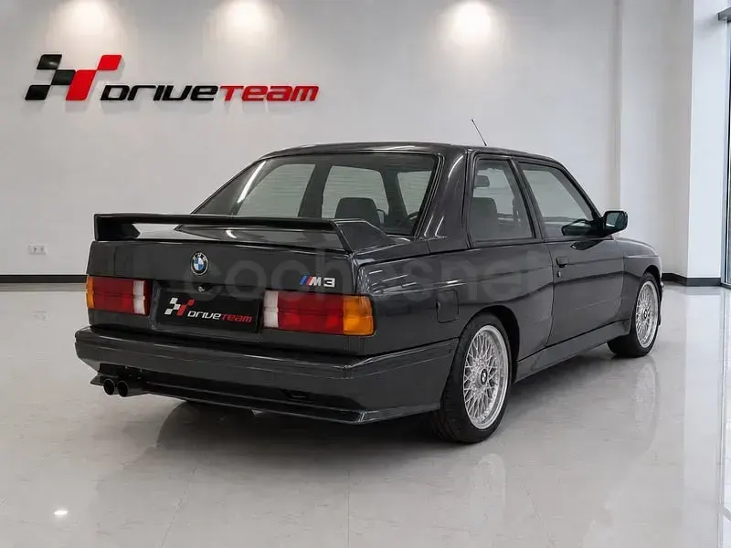 Usado BMW M3 215 CV (158 kW) 1987 Negro Coupe