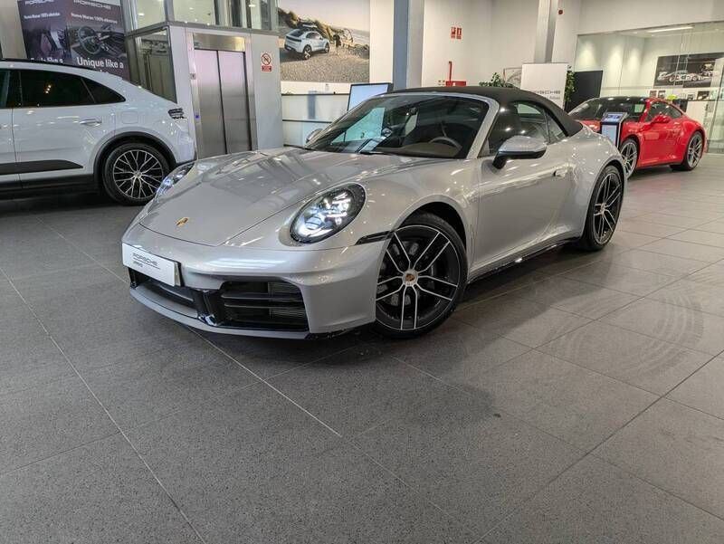 Plata gt metalizado Usado 2025 Porsche 911 Carrera Descapotable | 189.911 € - Imagen 1/4