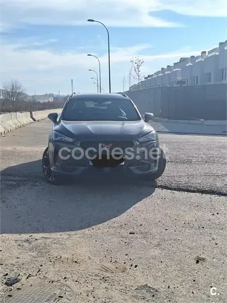 Usado Cupra Formentor VZ 245 CV (180 kW) 2021 Gris / plata SUV