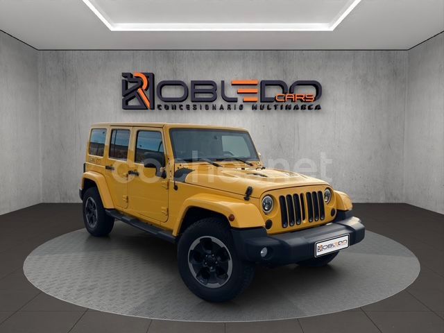 Amarillo Usado 2015 Jeep Wrangler Unlimited Sahara SUV | 40.000 € (Caro) - Imagen 1/4