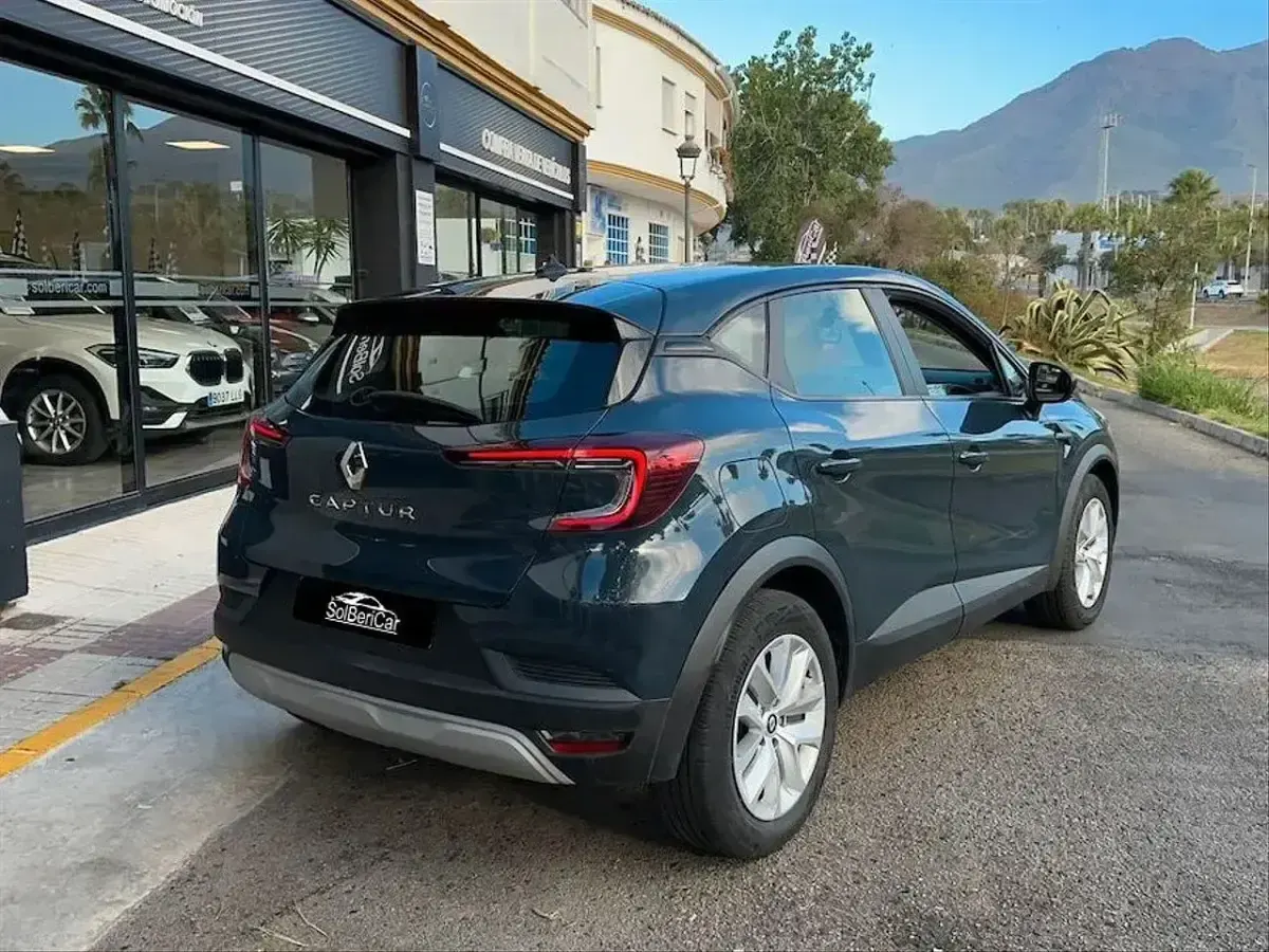 Usado Renault Captur Equilibre 90 CV (66 kW) 2022 Azul SUV
