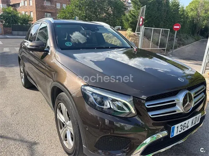 Usado Mercedes GLC220 170 CV (125 kW) 2017 Marrón SUV