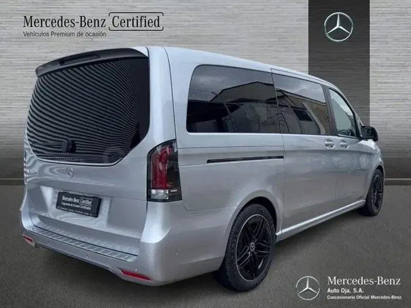Usado Mercedes V250 Avantgarde 190 CV (139 kW) 2026 Gris / plata Monovolumen