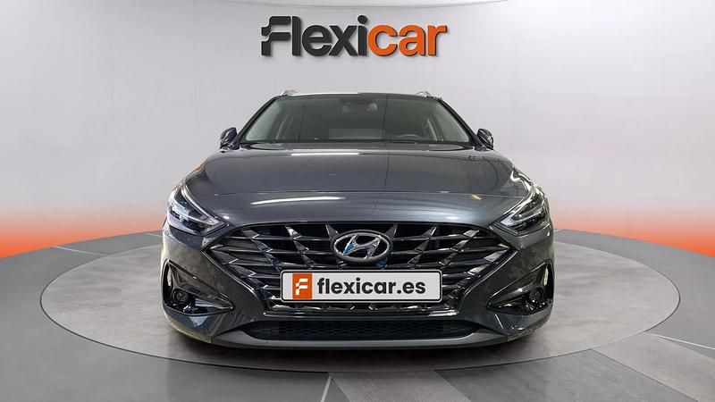 Usado Hyundai i30 101 CV (74 kW) 2024 Gris Familiar
